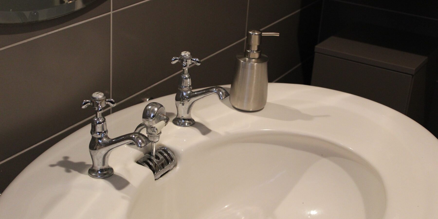 2è GC8 Maison du Chevalier des Huttes (Vic sur Cère, Auvergne, Cantal, France)