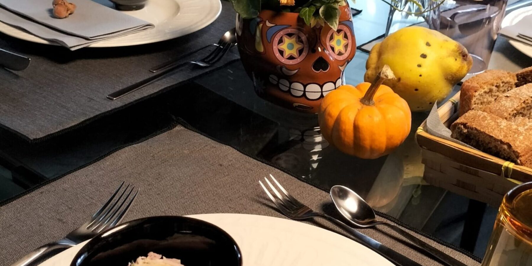 Halloween à la Maison du Chevalier des Huttes à Vic sur Cère (Auvergne Rhone Alpes, Cantal, France)