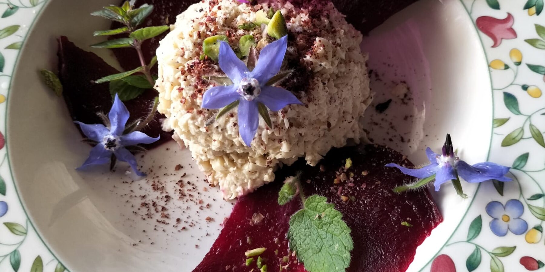 Panais rémoulade à la Maison du Chevalier des Huttes à Vic sur Cère (Auvergne Rhone Alpes, Cantal, France)